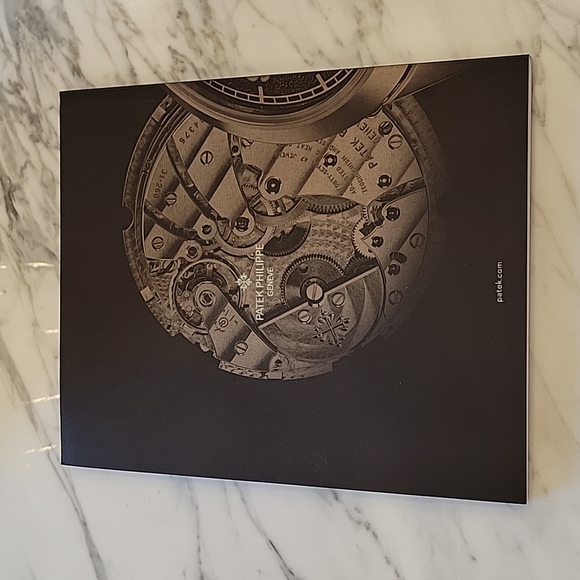BRAND NEW PATEK PHILIPPE COFFEE TABLE OFFICE BOOK DECOR 2022-2023 - Picture 2 of 3